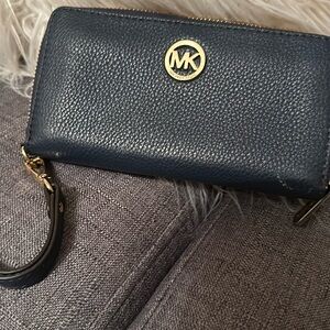 Michael Kors navy blue wristlet